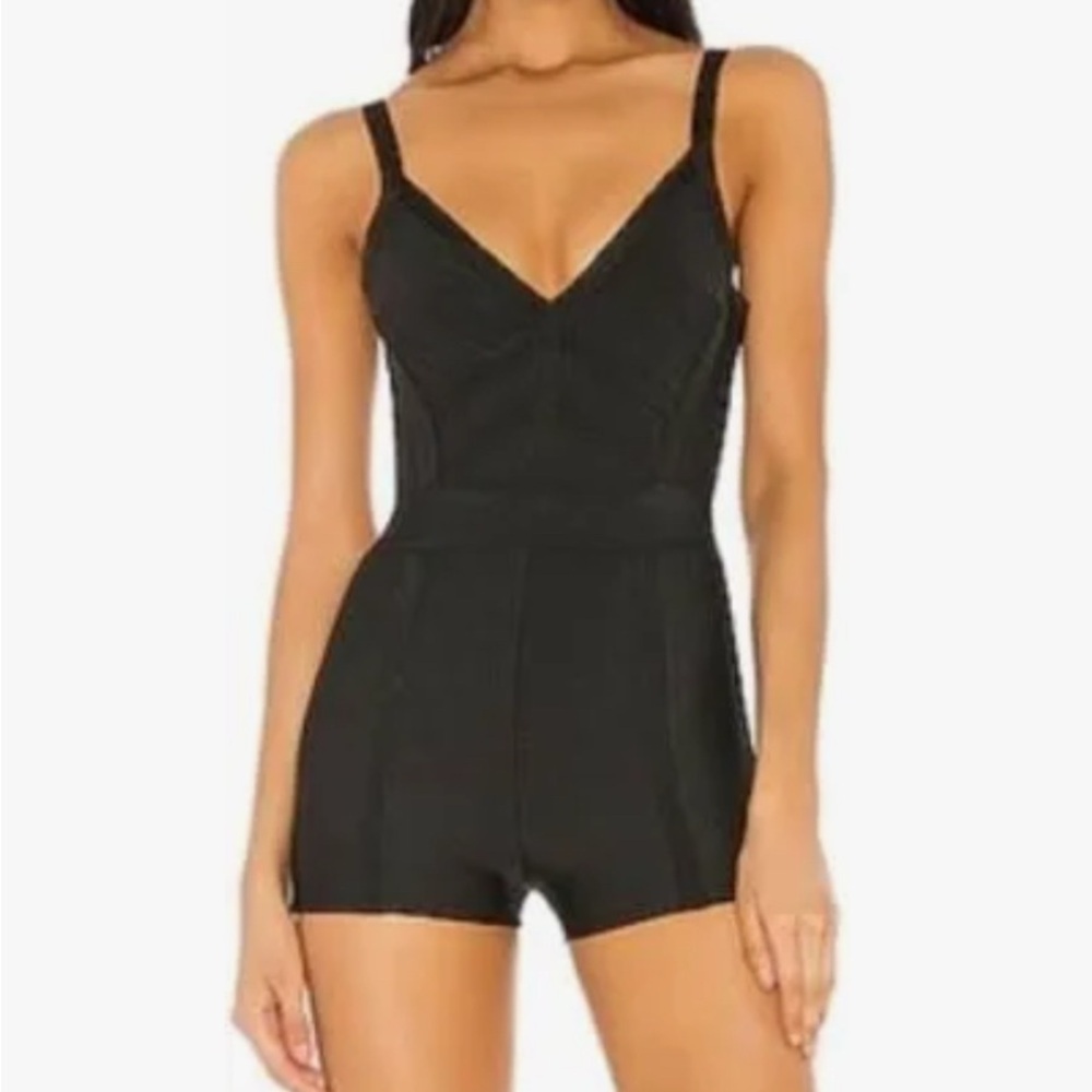 Black superdown bandage Romper